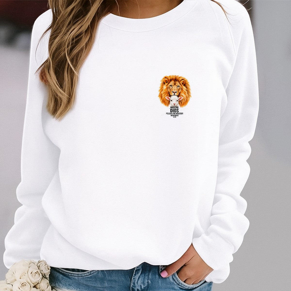 Christian Heat Transfer Lion and Lamb Nuestro Dios Peleara Por Nosotros Scripture Graphic for Christian Apparel and Gifts - 4